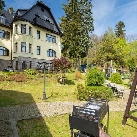Willa Sloneczna Roza Pokoje Ze Sniadaniami Szklarska Poręba Exterior foto
